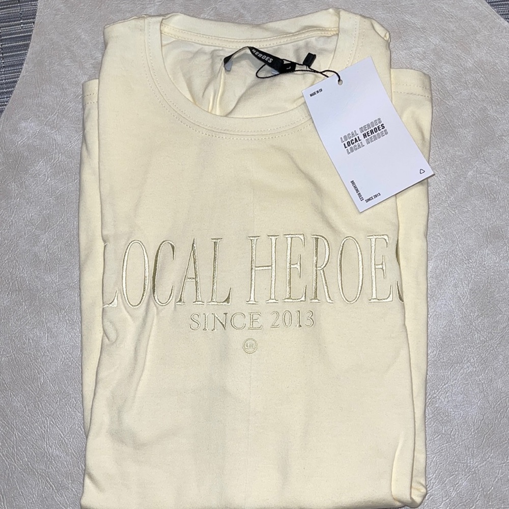 new with tags: LH 2013 T-SHIRT / CREAM size L